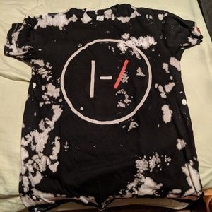 ⚠️ Twenty One Pilots Tee ⚠️